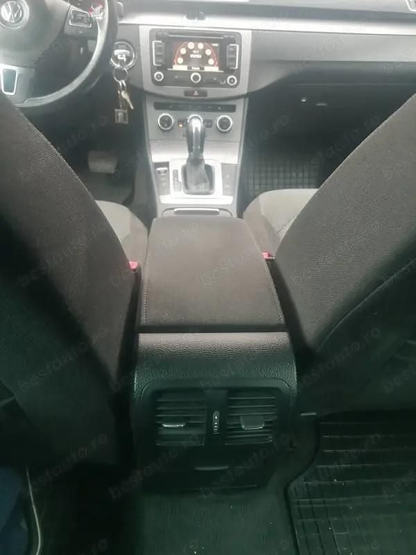 Second-hand VW Passat 140 CP (102 kW) 2014 Argintiu Break