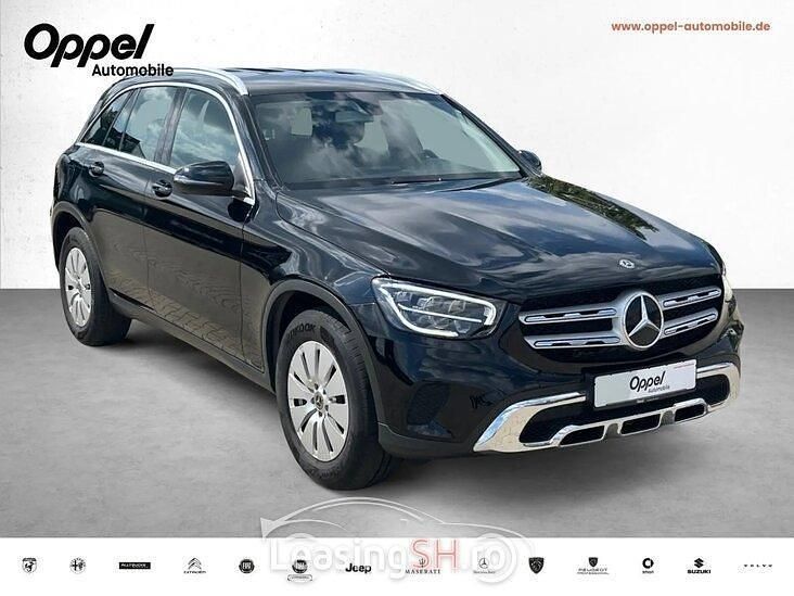 Negru Utilizat 2020 Mercedes 200 SUV | 37.889 EUR (Preț OK) - Imagine 1/4