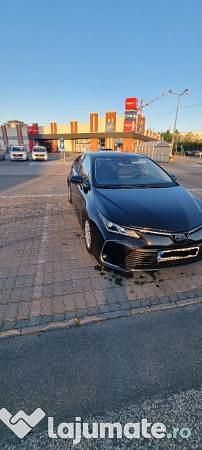 Utilizat 2022 Toyota Corolla Hybrid Business Edition Berlinǎ | 17.500 EUR - Imagine 1/4