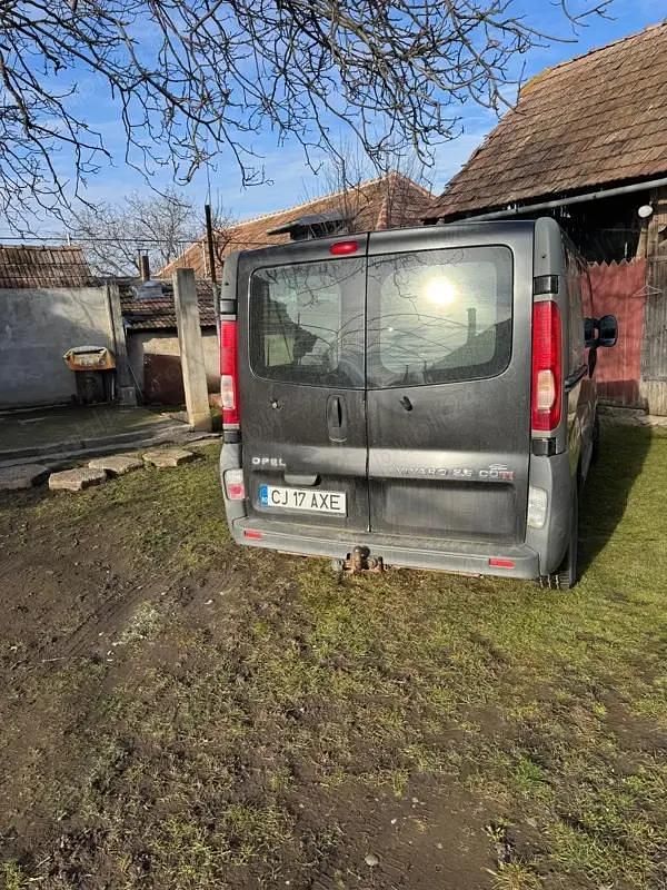 Second-hand Opel Vivaro 130 CP (95 kW) 2009 Monovolum
