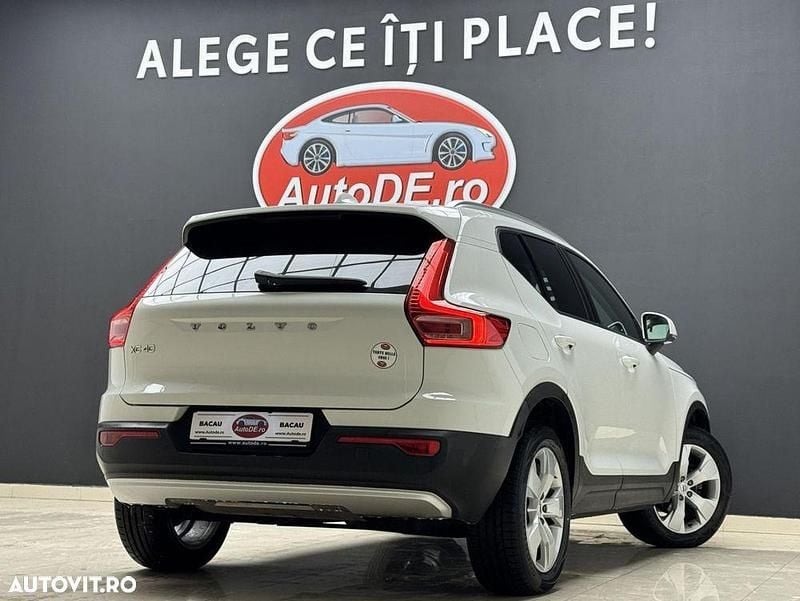 Second-hand Volvo XC40 163 CP (119 kW) 2019 Culoarealb SUV