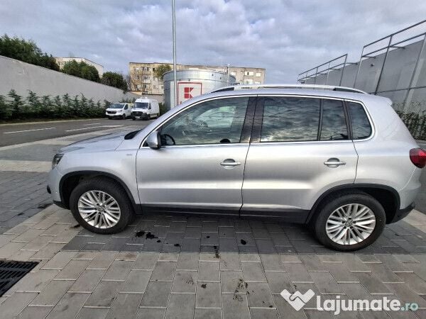 Gri Utilizat 2015 VW Tiguan SUV | 10.500 EUR (Super Preț) - Imagine 1/4