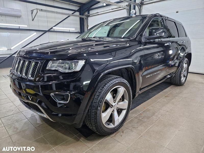 Culoarenegru Second-hand 2016 Jeep Grand Cherokee Overland SUV | 19.300 EUR (Puțin scump) - Imagine 1/4