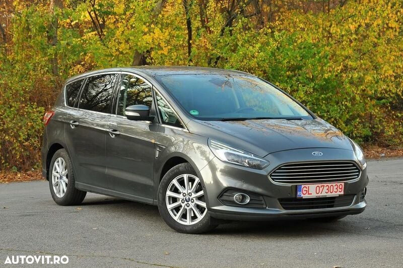 Second-hand Ford S-MAX Titanium 150 CP (110 kW) 2017 Maro Monovolum