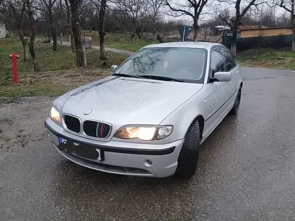 Second-hand BMW 318 116 CP (85 kW) 2003 Berlinǎ