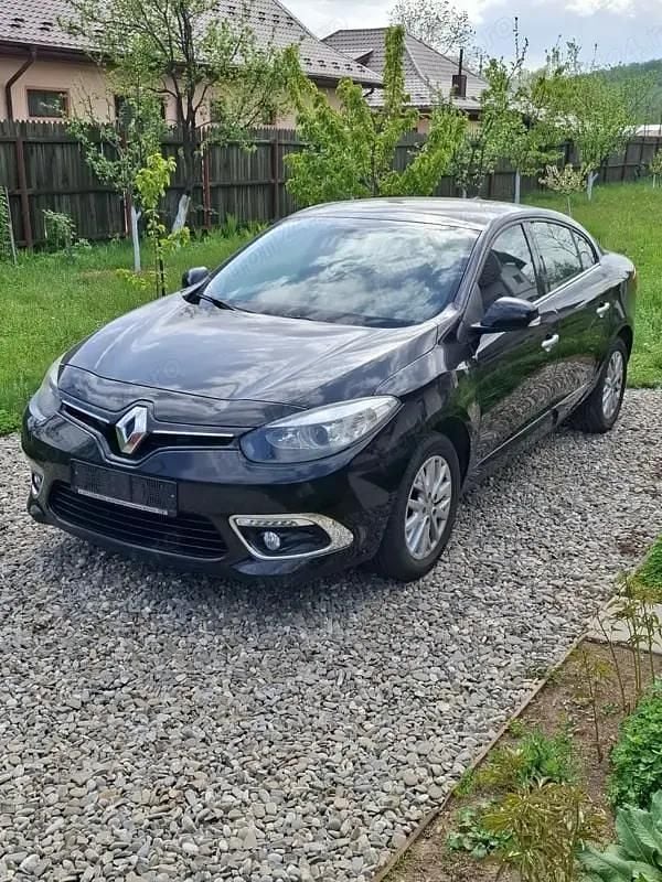 Negru Utilizat 2013 Renault Fluence Berlinǎ | 7.500 EUR (Puțin scump) - Imagine 1/4