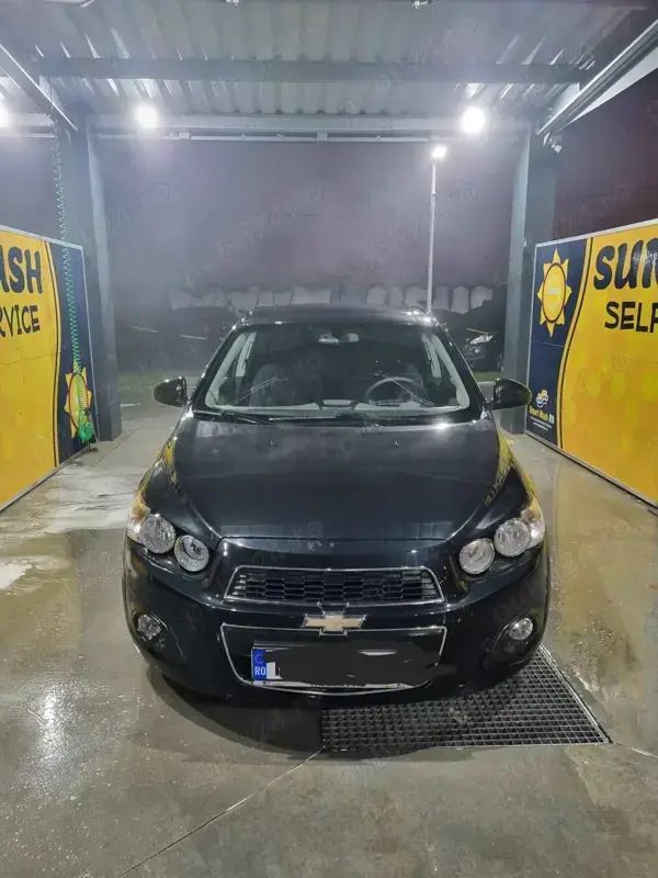 Negru Utilizat 2011 Chevrolet Aveo Hatchback | 2.250 EUR - Imagine 1/4