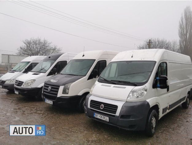 Alb Utilizat 2000 Mercedes Sprinter Van | 2.999 EUR (Super Preț) - Imagine 1/4