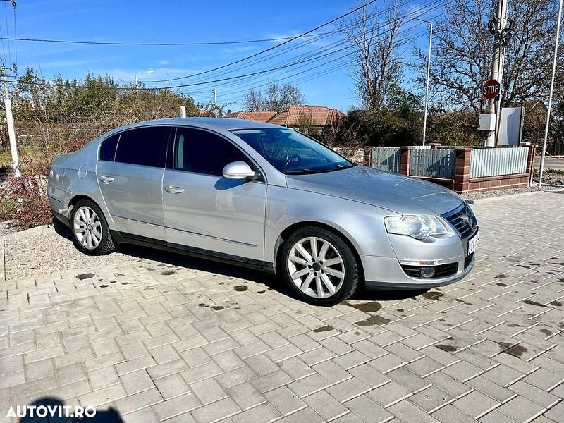Second-hand VW Passat Sportline 140 CP (102 kW) 2007 Culoareargint Berlinǎ