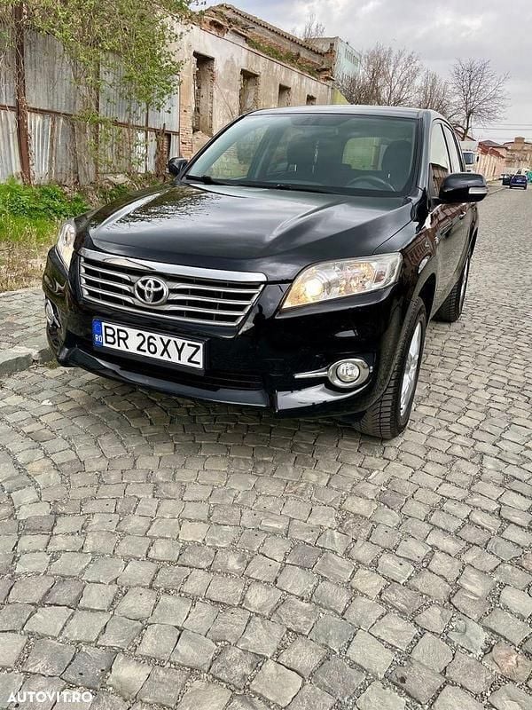 Negru Utilizat 2011 Toyota RAV4 Executive SUV | 6.500 EUR (Preț bun) - Imagine 1/4
