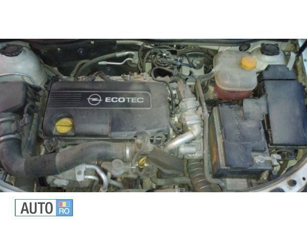 Alb Utilizat 2012 Opel Astra Break | 5.150 EUR (Preț OK) - Imagine 1/4