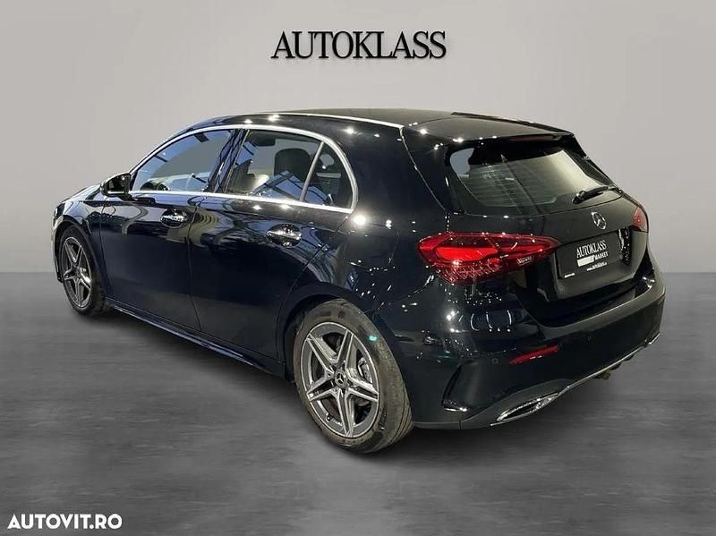 Second-hand Mercedes A200 150 CP (110 kW) 2023 Negru Hatchback