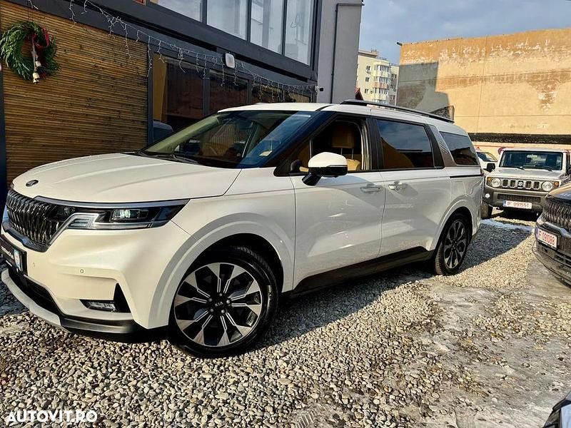 Second-hand Kia Carnival 200 CP (147 kW) 2020 Culoarealb Monovolum