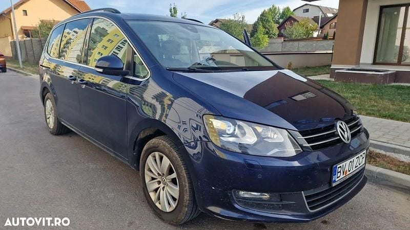 Second-hand VW Sharan Highline 177 CP (130 kW) 2015 Culoarealbastru Monovolum