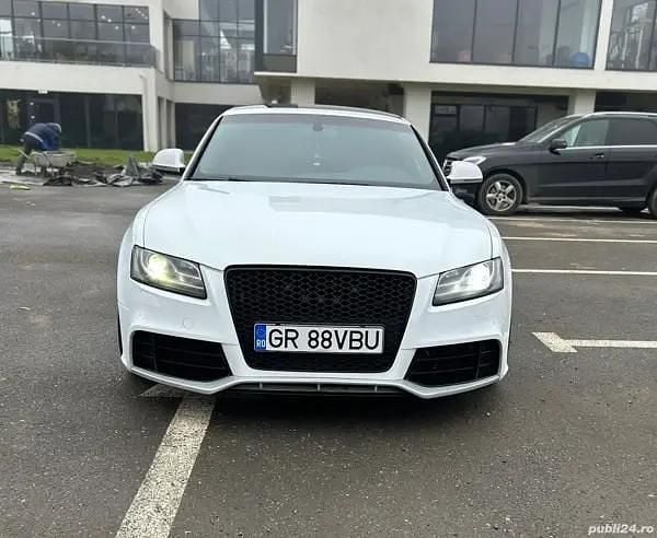 Alb Utilizat 2009 Audi A5 Coupe | 7.100 EUR (Puțin scump) - Imagine 1/4