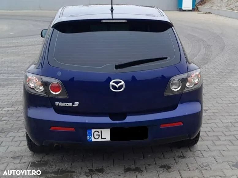 Second-hand Mazda 3 Comfort 105 CP (77 kW) 2009 Albastru Hatchback