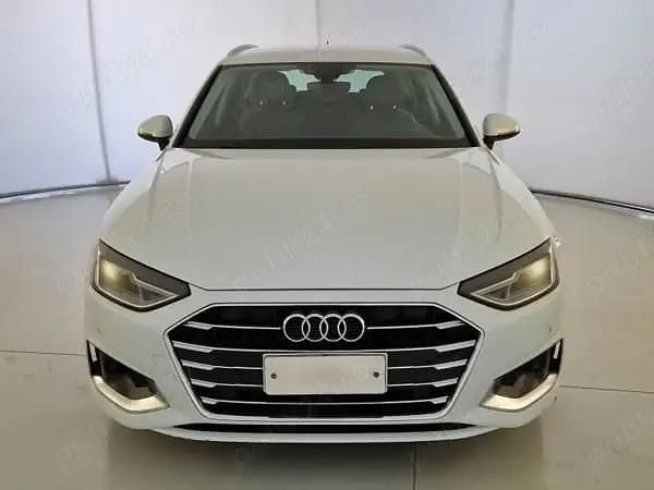 Alb Utilizat 2020 Audi A4 Break | 15.700 EUR (Super Preț) - Imagine 1/4