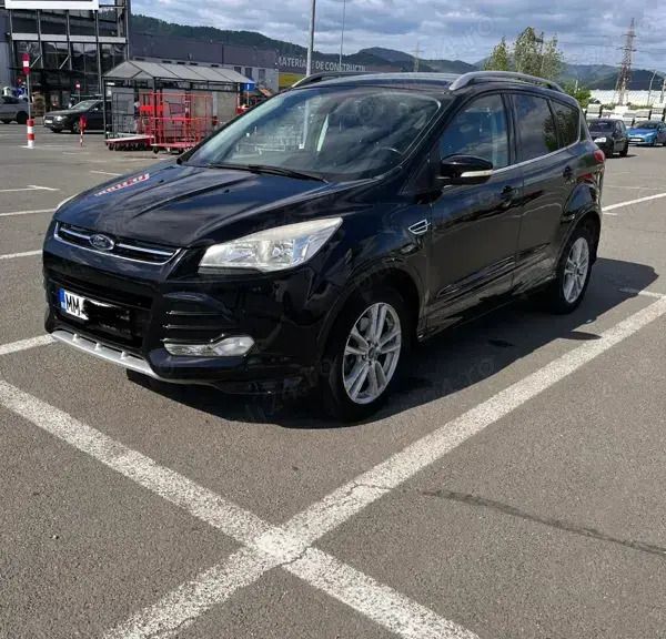 Utilizat 2014 Ford Kuga SUV | 11.000 EUR (Puțin scump) - Imagine 1/4