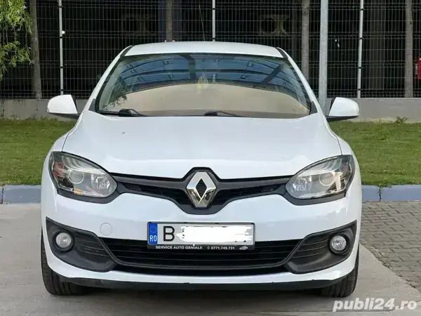 Utilizat 2015 Renault Mégane III Hatchback | 4.699 EUR (Preț bun) - Imagine 1/4