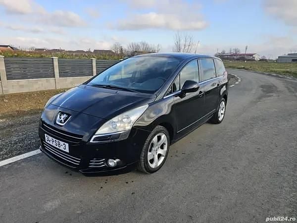 Utilizat 2011 Peugeot 5008 Monovolum | 3.199 EUR (Preț OK) - Imagine 1/4