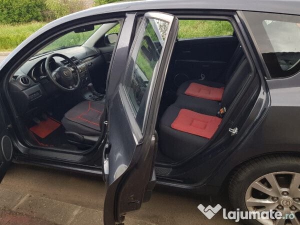 Second-hand Mazda 3 77 CP (56 kW) 2007 Gri Hatchback