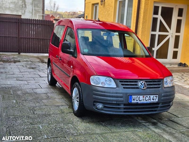 Second-hand VW Caddy Team 105 CP (77 kW) 2007 Culoarerosu Monovolum