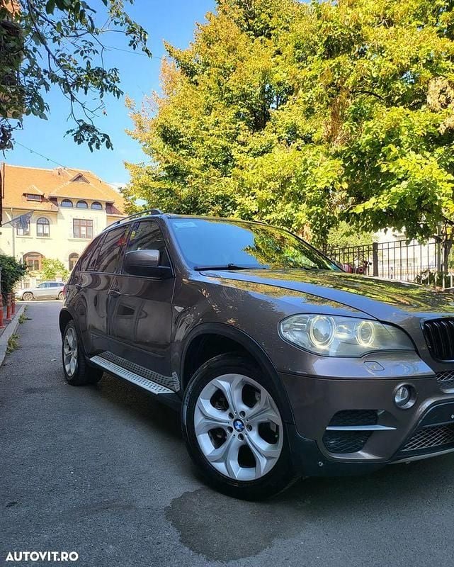 Culoaremaro Utilizat 2011 BMW X5 Comfort Edition SUV | 11.500 EUR (Preț OK) - Imagine 1/4