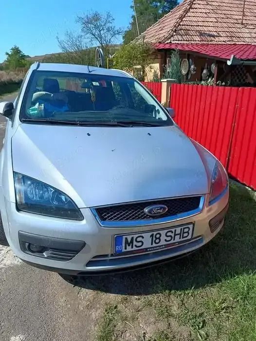 Utilizat 2007 Ford Focus Hatchback | 1.250 EUR (Preț bun) - Imagine 1/2