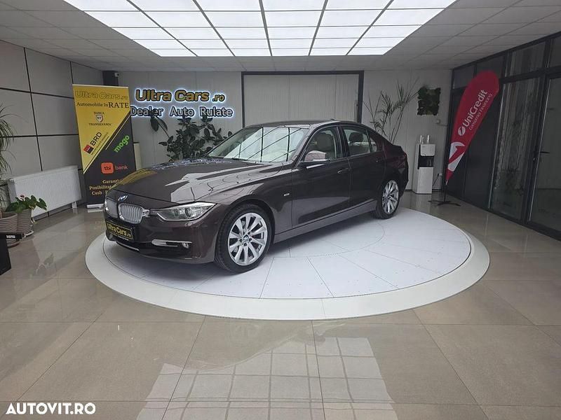 Second-hand BMW 320 Performance 184 CP (135 kW) 2012 Culoaremaro Berlinǎ