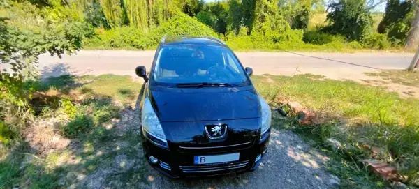 Negru Utilizat 2010 Peugeot 5008 Monovolum | 4.000 EUR - Imagine 1/4