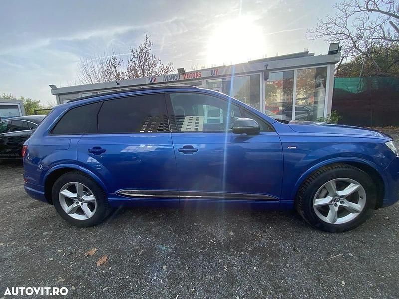 Second-hand Audi Q7 Comfort 272 CP (200 kW) 2018 Culoarealbastru SUV