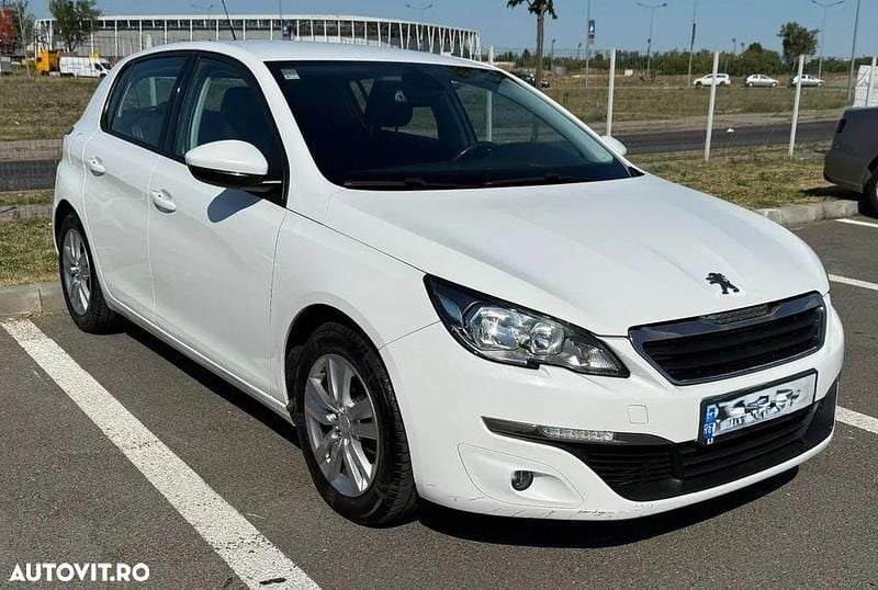 Culoarealb Utilizat 2014 Peugeot 308 Active Hatchback | 5.200 EUR (Preț OK) - Imagine 1/4