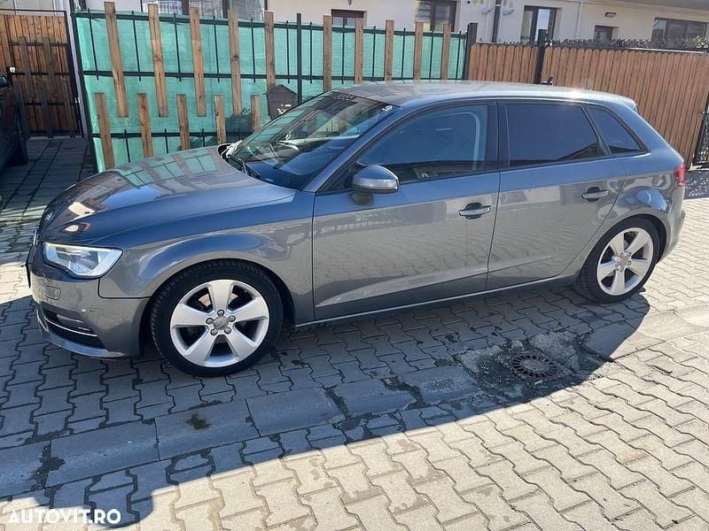 Second-hand Audi A3 Attraction 150 CP (110 kW) 2015 Culoaregri Berlinǎ