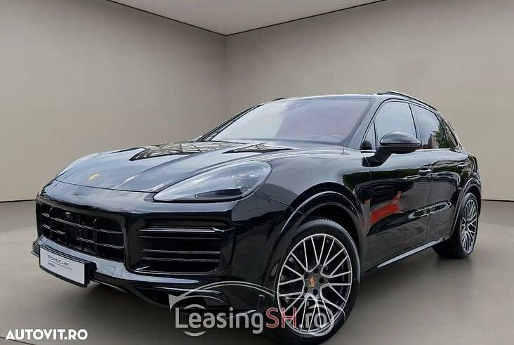 Culoarenegru Utilizat 2022 Porsche Cayenne SUV | 66.429 EUR (Preț OK) - Imagine 1/4