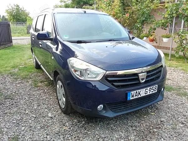 Utilizat 2014 Dacia Lodgy Monovolum | 4.600 EUR - Imagine 1/4