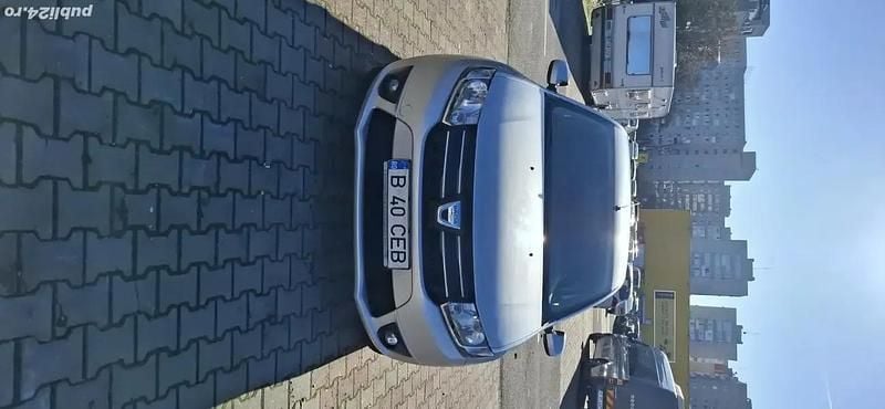 Argintiu Utilizat 2014 Dacia Logan Lauréate Berlinǎ | 5.000 EUR (Preț OK) - Imagine 1/4