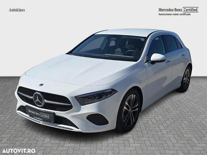 Alb Utilizat 2024 Mercedes A200 Hatchback | 37.266 EUR (Scump) - Imagine 1/3