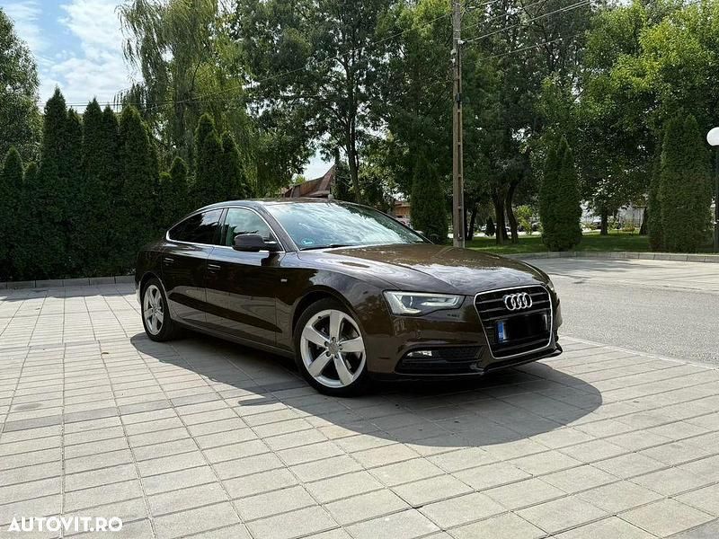 Second-hand Audi A5 Sport 177 CP (130 kW) 2013 Culoaremaro Coupe