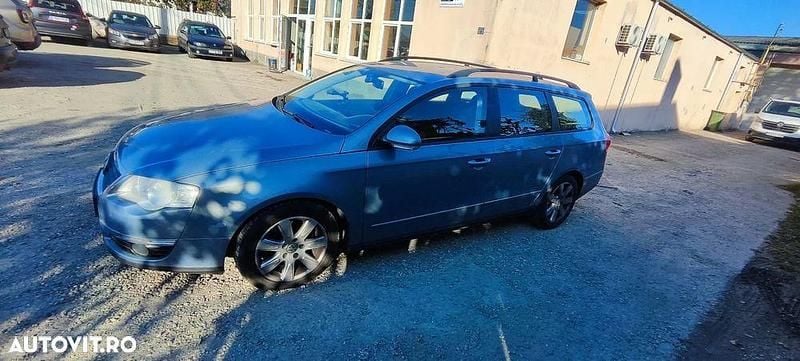 Culoaregri Utilizat 2009 VW Passat Trendline Break | 4.600 EUR (Puțin scump) - Imagine 1/4