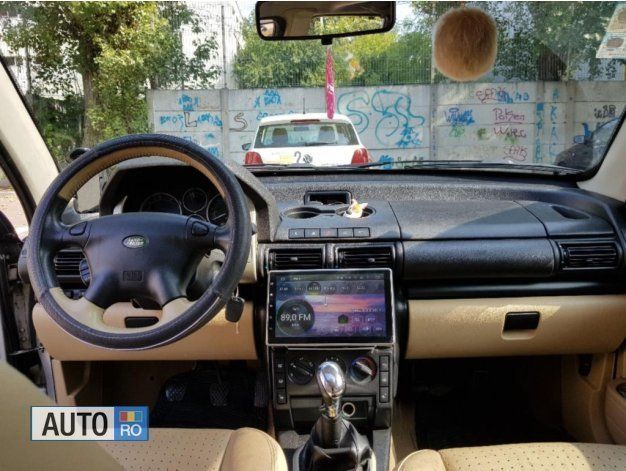 Second-hand Land Rover Freelander 115 CP (84 kW) 2005 Argintiu SUV