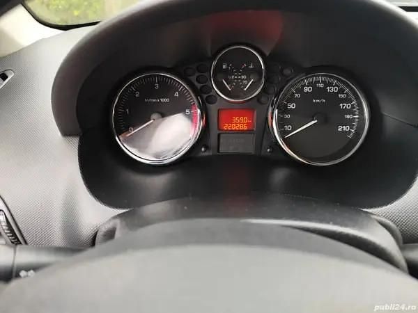 Second-hand Peugeot 206 50 CP (36 kW) 2012 Berlinǎ