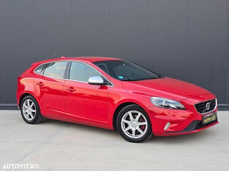 Second-hand Volvo V40 R-Design 120 CP (88 kW) 2016 Rosu Break