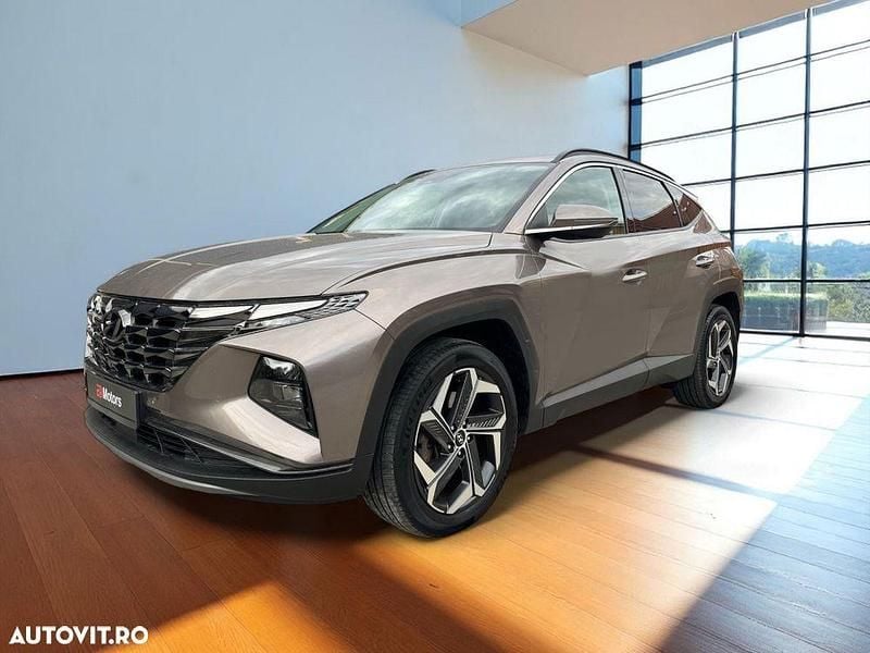 Culoarebej Utilizat 2022 Hyundai Tucson Trend SUV | 24.980 EUR (Preț bun) - Imagine 1/4