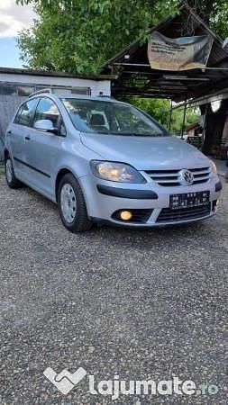 Argintiu Utilizat 2007 VW Golf V Berlinǎ | 2.900 EUR (Preț OK) - Imagine 1/4