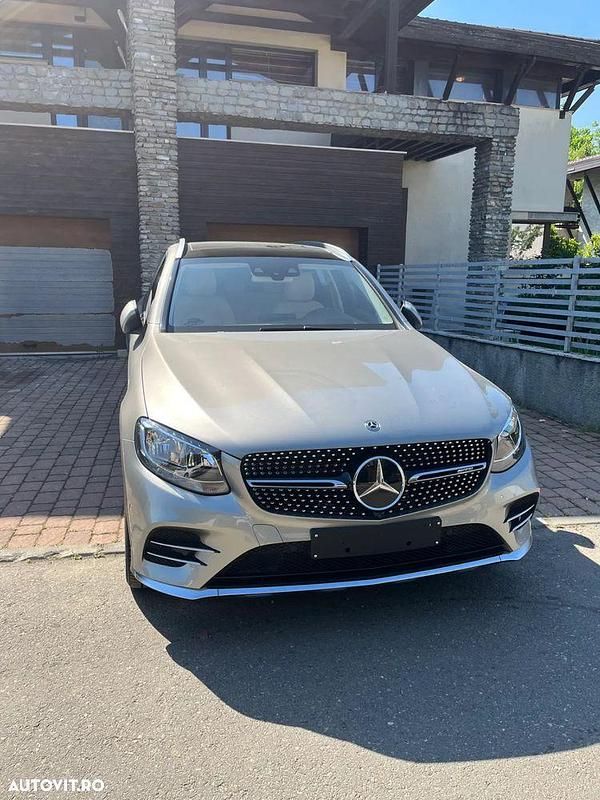 Culoarebej Utilizat 2019 Mercedes GLC43 AMG AMG SUV | 42.500 EUR (Scump) - Imagine 1/4