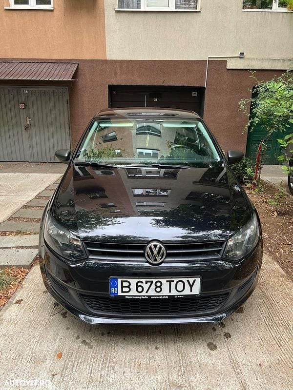 Negru Utilizat 2009 VW Polo Trendline Hatchback | 3.700 EUR (Preț OK) - Imagine 1/4