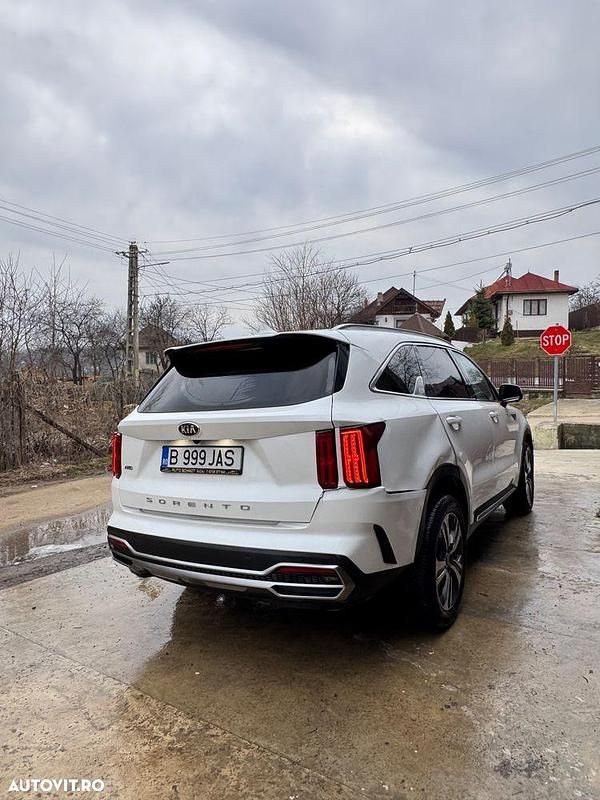 Second-hand Kia Sorento Platinum 202 CP (148 kW) 2020 Culoarealb SUV
