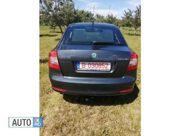 Utilizat 2011 Skoda Octavia Hatchback | 6.500 EUR (Puțin scump) - Imagine 1/4
