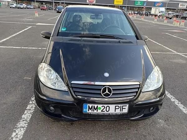 Second-hand Mercedes A180 109 CP (80 kW) 2007 Negru Hatchback