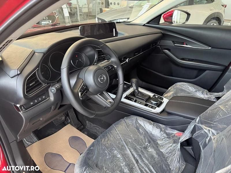 Nouă Mazda CX-30 Center-Line 186 CP (136 kW) 2025 Culoarerosu SUV